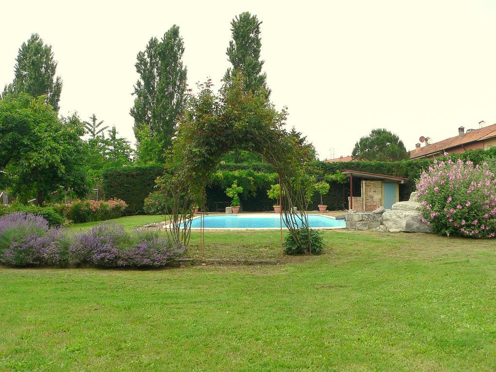 Agriturismo Borgo San Francesco Базильо Екстериор снимка