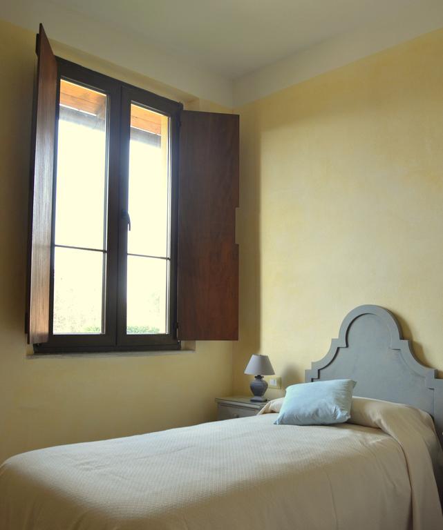 Agriturismo Borgo San Francesco Базильо Екстериор снимка