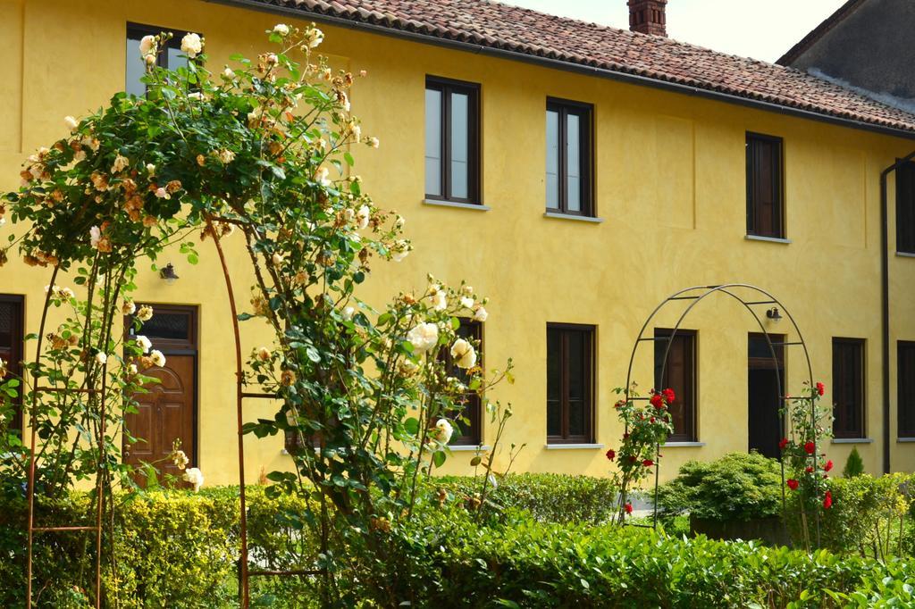 Agriturismo Borgo San Francesco Базильо Екстериор снимка